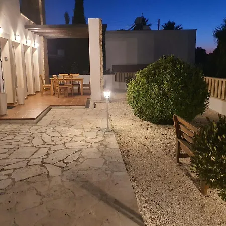 Villa Serapho *