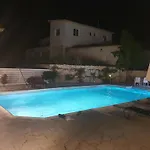 Serapho Vilă Paphos